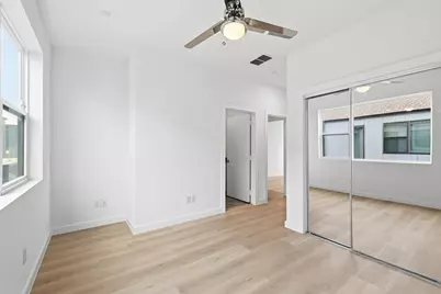 427 W 10th Street #502, Dallas, TX 75208 - Photo 19