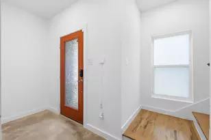 427 W 10th St, Dallas, TX 75208 - Photo 5