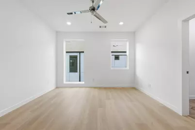 427 W 10th Street #502, Dallas, TX 75208 - Photo 7