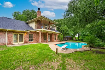 137 Lakeview Drive, Aledo, TX 76008 - Photo 1