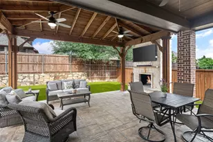 7825 Woodcreek Way, Sachse, TX 75048 - Photo 3