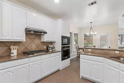 8601 Wadkins Court, McKinney, TX 75072 - Photo 5