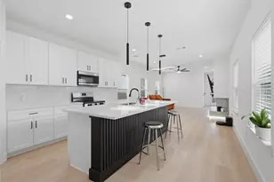 404 N Moore St, Dallas, TX 75203 - Photo 5
