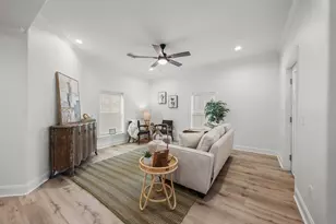 700 S Crockett St, Sherman, TX 75090 - Photo 5