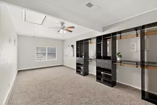 2725 Wesleyan Dr, Irving, TX 75062 - Photo 9