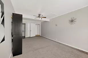 2725 Wesleyan Dr, Irving, TX 75062 - Photo 11