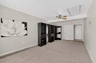 2725 Wesleyan Dr, Irving, TX 75062 - Photo 17