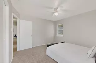2725 Wesleyan Dr, Irving, TX 75062 - Photo 19