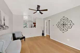 2725 Wesleyan Dr, Irving, TX 75062 - Photo 9