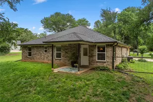 6200 Avon Dr, Waco, TX 76708 - Photo 19