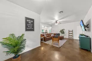6200 Avon Dr, Waco, TX 76708 - Photo 3