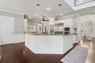 3109 Shadow Dr W, Arlington, TX 76006 - Photo 17