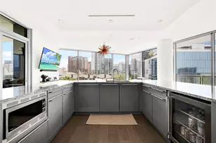 2900 McKinnon St, Dallas, TX 75201 - Photo 11