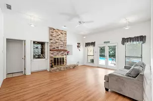 2401 Oak Shadow Ct, Arlington, TX 76017 - Photo 3