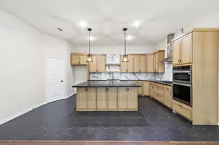 2514 Carpenter Ave, Dallas, TX 75215 - Photo 3