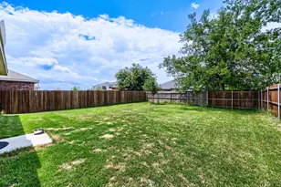 2305 Mobile Dr, Ennis, TX 75119 - Photo 27