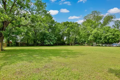 1520 Olive Street, Gainesville, TX 76240 - Photo 29