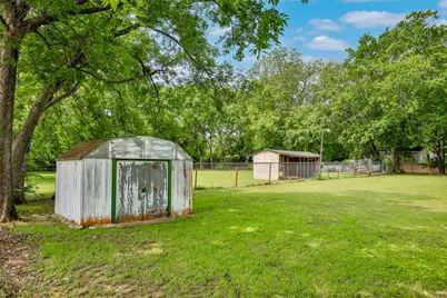 1520 Olive Street, Gainesville, TX 76240 - Photo 33