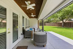 1909 W Red Bird Ln, Dallas, TX 75232 - Photo 29