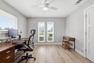 1909 W Red Bird Ln, Dallas, TX 75232 - Photo 23