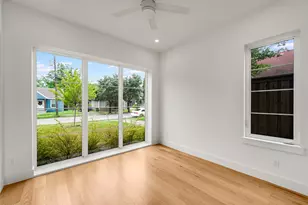 2410 N Prairie Ave, Dallas, TX 75204 - Photo 23