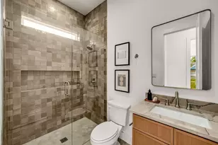 2410 N Prairie Ave, Dallas, TX 75204 - Photo 27