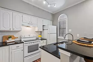 6318 Richmond Ave, Dallas, TX 75214 - Photo 9