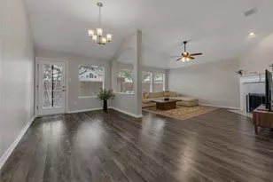 9597 Fairmont Dr, Frisco, TX 75035 - Photo 11