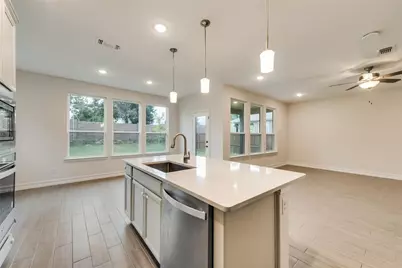 714 Creekwater Lane, Garland, TX 75043 - Photo 9