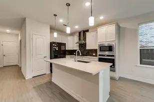 714 Creekwater Ln, Garland, TX 75043 - Photo 9