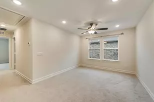 714 Creekwater Ln, Garland, TX 75043 - Photo 13