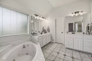10541 Rancho Viejo Way, Fort Worth, TX 76036 - Photo 17