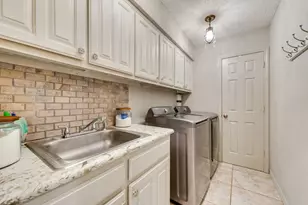 1032 Pebble Beach Dr, Mansfield, TX 76063 - Photo 29