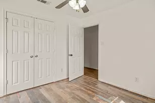 502 S Main St, Aubrey, TX 76227 - Photo 11