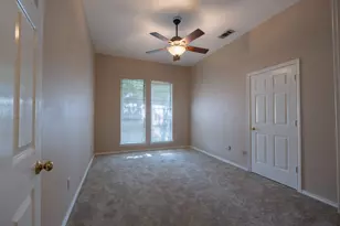 2505 Copper Creek Ln, Carrollton, TX 75006 - Photo 19