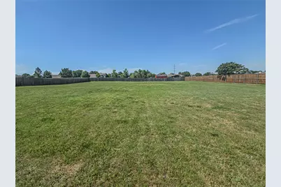 300 Northstar Drive, Royse City, TX 75189 - Photo 3