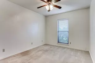 6900 Sandstone Ct, Fort Worth, TX 76120 - Photo 9