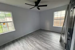 821 Travis St, Garland, TX 75040 - Photo 7