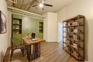 1001 Belleview St, Dallas, TX 75215 - Photo 5