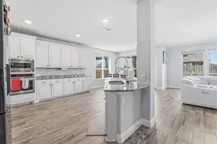 1105 Baynes Dr, McKinney, TX 75071 - Photo 9