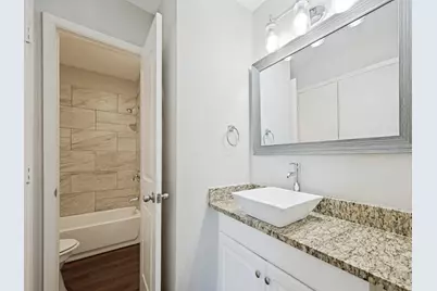 1122 N Center Street N 1122 and #1124, Arlington, TX 76011 - Photo 27