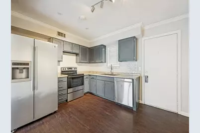1122 N Center Street N 1122 and #1124, Arlington, TX 76011 - Photo 3