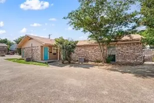 1122 N Center Street N, Arlington, TX 76011 - Photo 29