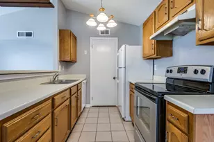 4646 Carr St, The Colony, TX 75056 - Photo 11