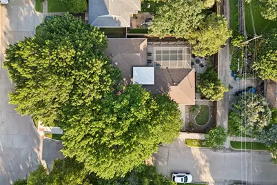 8871 Liptonshire Drive, Dallas, TX 75238 - Photo 37