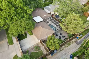 8871 Liptonshire Dr, Dallas, TX 75238 - Photo 29