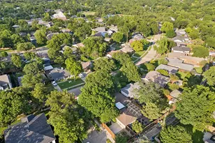 8871 Liptonshire Dr, Dallas, TX 75238 - Photo 31