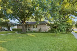 8871 Liptonshire Dr, Dallas, TX 75238 - Photo 3
