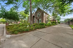6744 Clear Spring Dr, Fort Worth, TX 76132 - Photo 3