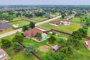 1561 St Andrews Dr, Red Oak, TX 75154 - Photo 29